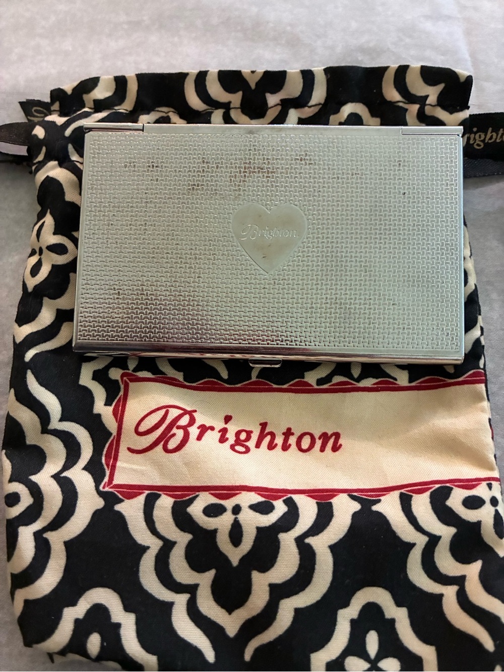 Brighton EUC Vintage Kismet Card Case/Money holder in compact w/mirror &dust bag - Picture 4 of 10